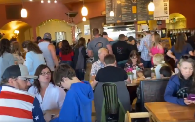 King Polis proclaims Castle Rock restaurant may reopen