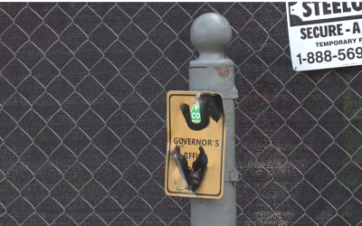 Vandals welcome! Fence protecting Capitol removed to accommodate protestors