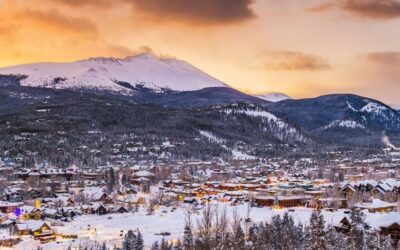 ‘Clusterf**k:’ Local reporter shocked to discover crowds at ski resorts despite COVID