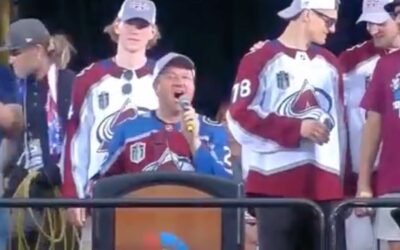 Polis gets loudly booed at the Avs Stanley Cup celebration