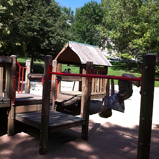 Denver deploys sign to stop drug use, needle litter, pooping on playgrounds