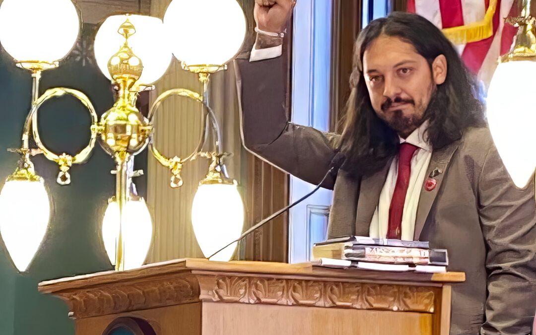 Colorado’s new socialist lawmaker swears strange oath on a stack of books