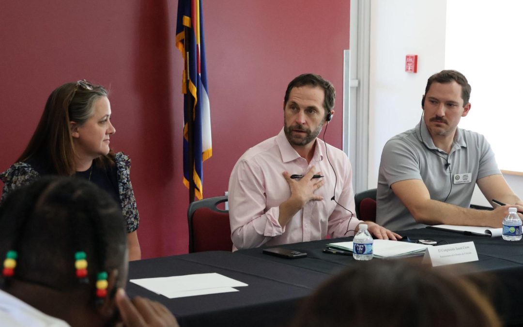 Crow campaigns with Venezuelan citizens, explains they are victims of racism, not crime in Aurora